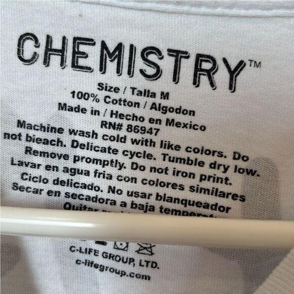 Chemistry Cropped NASA T-Shirt Womens Size M Crew Neck Cut Crop Rocket Science - Picture 3 of 4